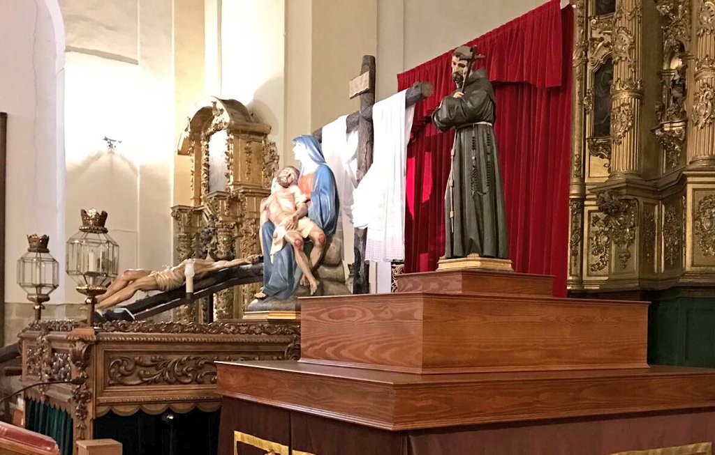 Este #LunesSanto la @Hdad_Piedad_Pal nos acompañará por las calles de Cáceres. Gracias por querer ser partícipes de este sueño de Paz y Bien