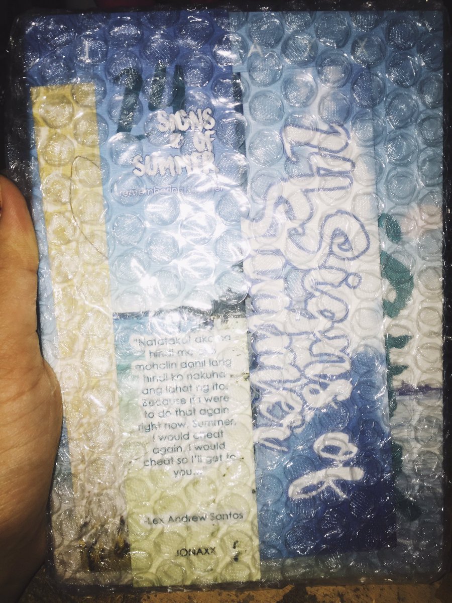 janegxrcia's tweet photo. Finally natanggap ko na yung prize!!! Thankyou @JSLPolls for this!!! Waaah!!! 😭😭😘😍💞 #24SOS https://t.co/2QxfirvqhA