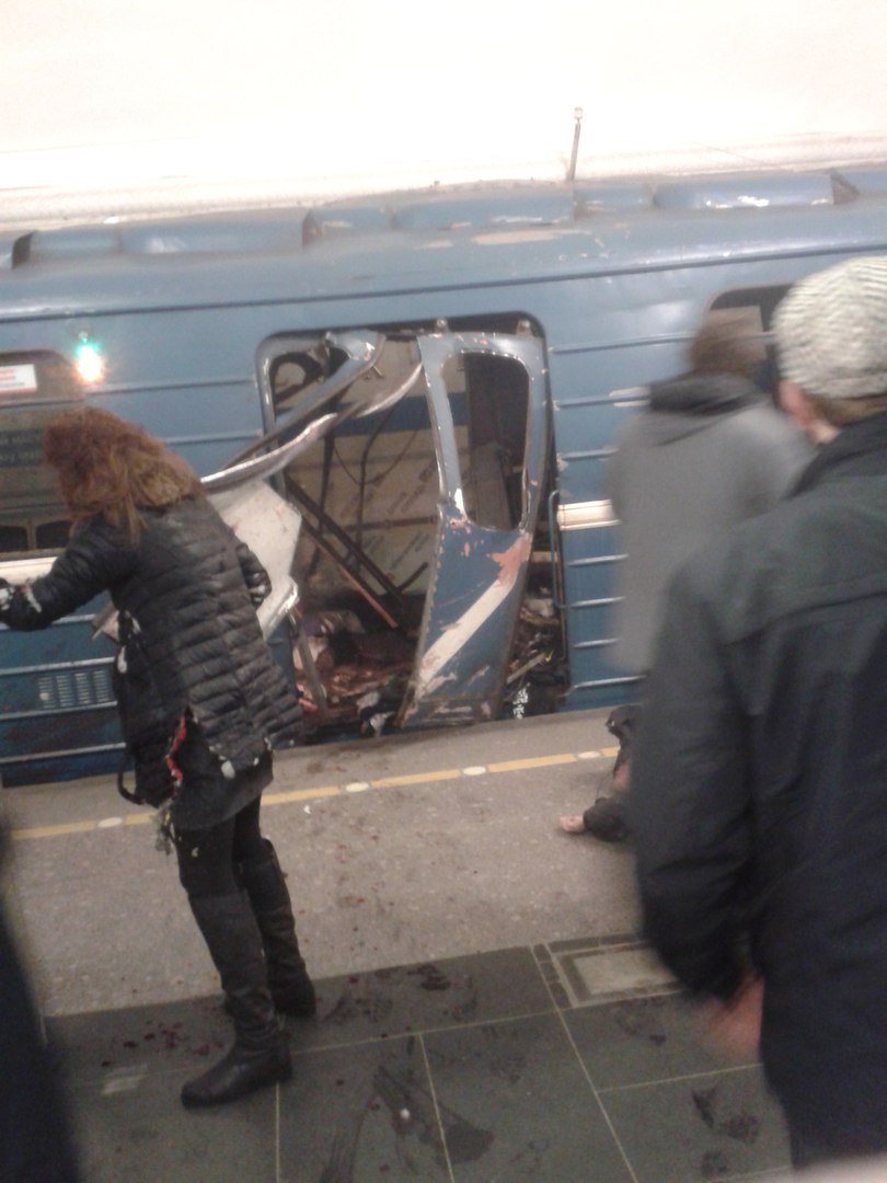 St Petersburg metro explosions kill ten  C8fGM9RW0AMnIVM