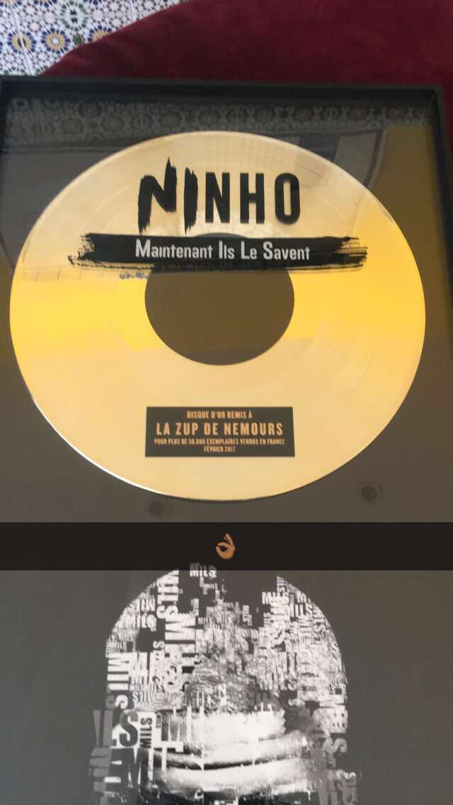 Momohash's tweet photo. #disquedoraucop #milsdisquedor #teamni #teamninho https://t.co/EwMu7zb9Di