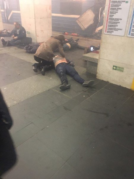 https://pbs.twimg.com/media/C8fHwNxUQAAwMMC.jpg