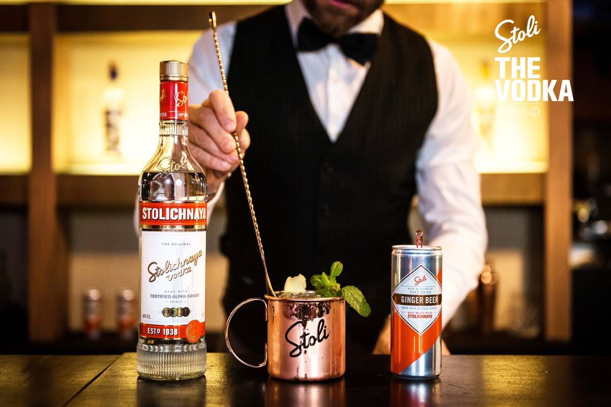 StoliVodkaITA's tweet photo. Se parliamo di aperitivo ecco i tre elementi che non possono mai mancare.
#StoliTHEvodka #StoliTHEMule https://t.co/qIMq37AiLo
