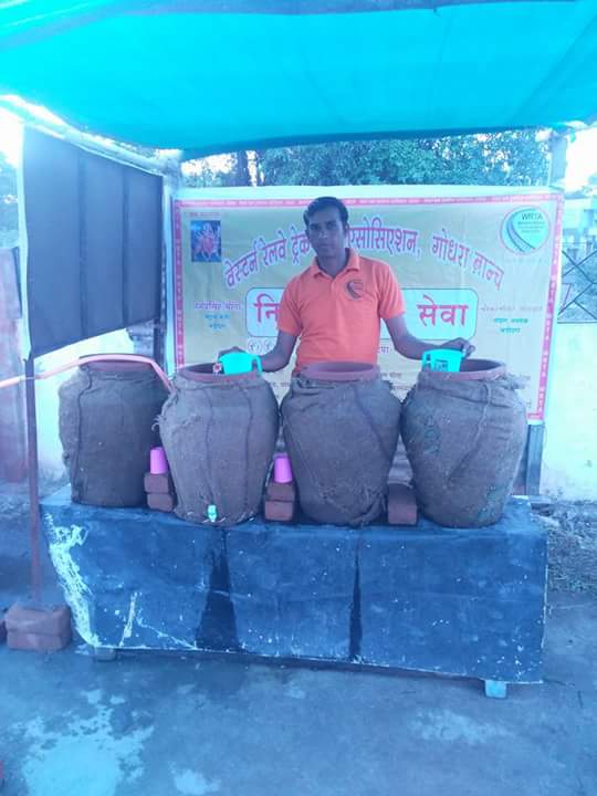 WORK_GS_AIRTU's tweet photo. A Step taken by WRTA for giving relief to the passengers in summer GOOD WORK done by team WRTA BRC . https://t.co/8QeHhCYeOh