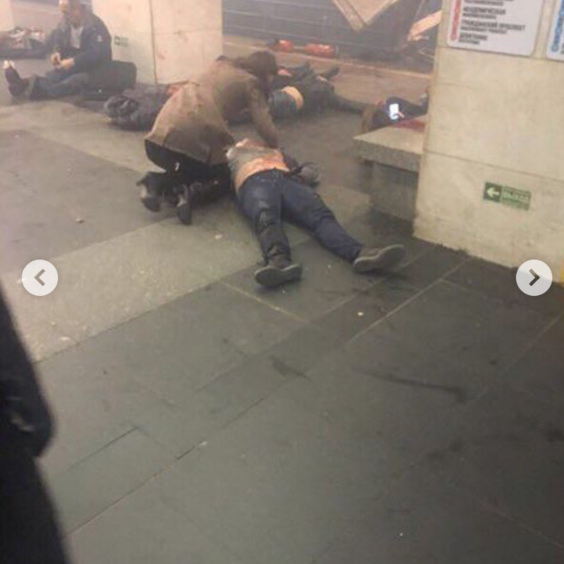 Charles_Lister's tweet photo. Multiple casualties killed/wounded in what looks to have been a bomb attack on #SaintPetersburg metro in #Russia.

[pics via @politblogme] https://t.co/Vav6Ok6qsj