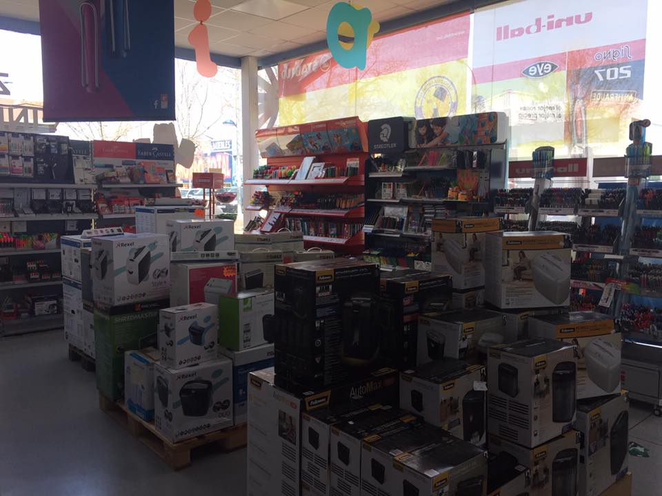 larocha_paplib's tweet photo. ¿Necesitas una #impresora #Destructoradedocumentos? No te pierdas nuestras ofertas en la tienda de @larocha_paplib https://t.co/8RZFjj9bBu
