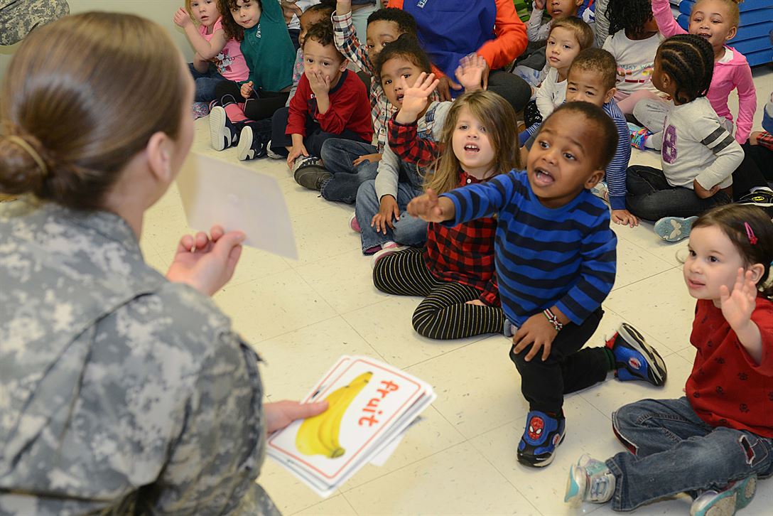 We honor the unique contributions &amp; sacrifices military children make during April, the #MonthOfTheMilitaryChild: go.usa.gov/xXRgr