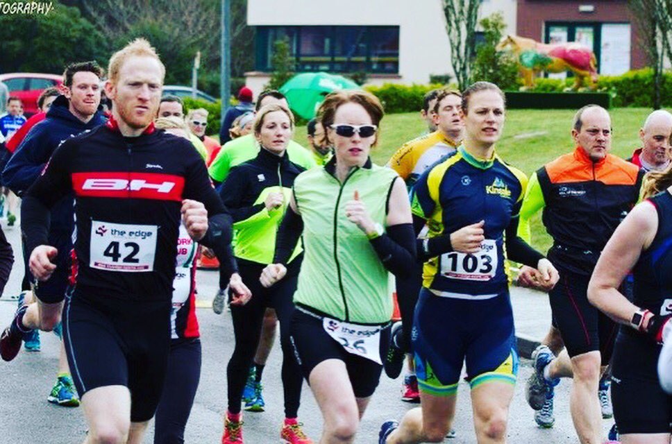 healthyin20's tweet image. Flat out racing #duathlons