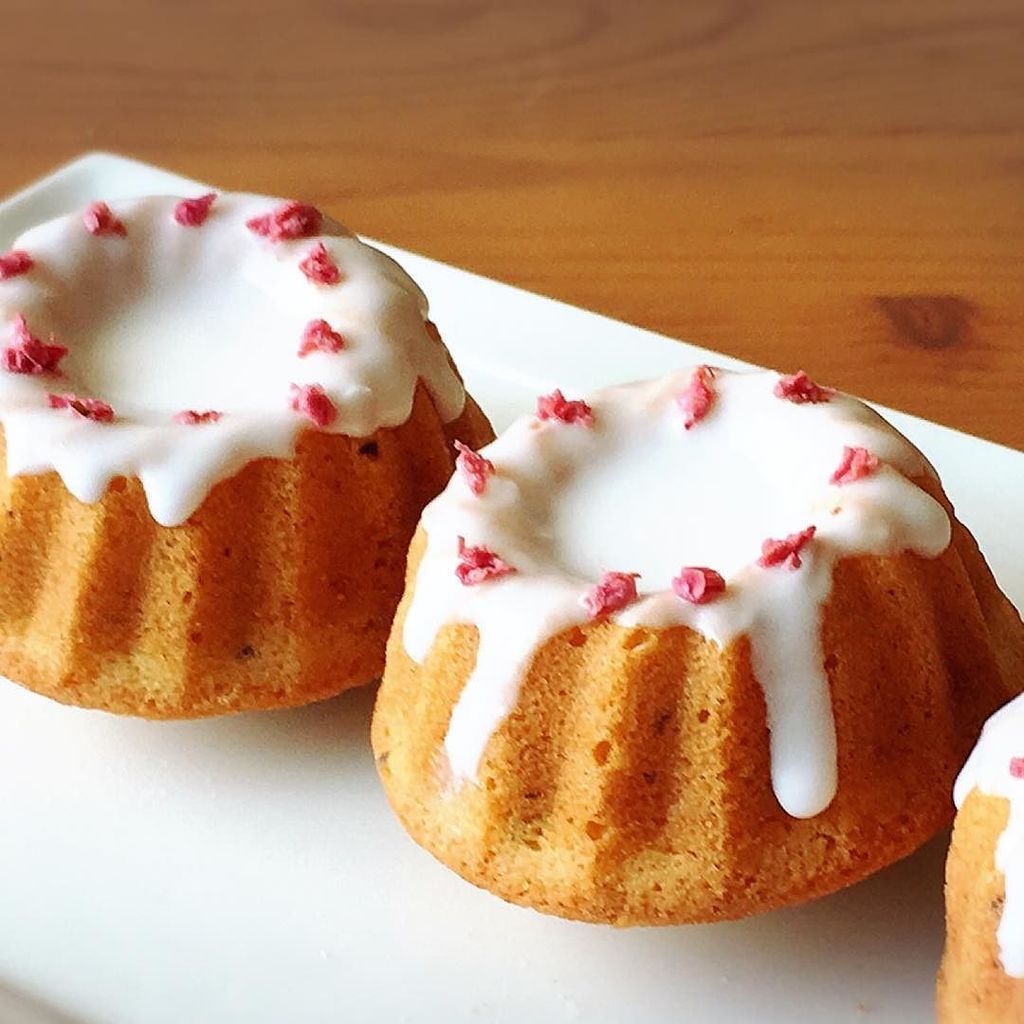 ミニクグロフ型