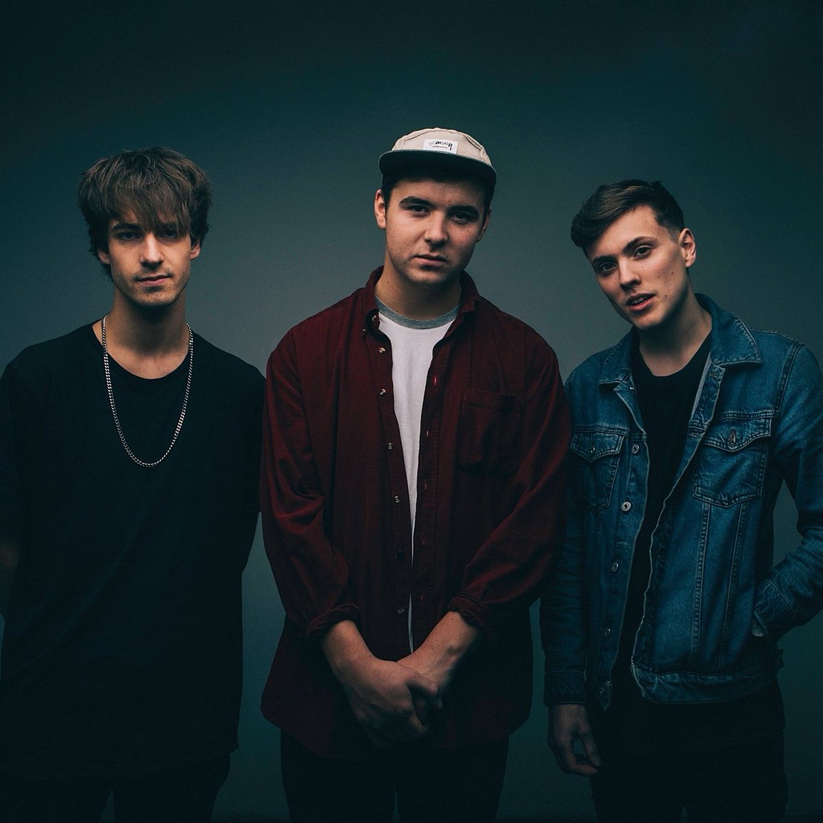 #MondayMotivation with our #NewMusicMonday 07 feat: <a href="/wearelisbon/">LISBON</a> @Prontomamamusic @Ded_Rabbit <a href="/BABYSTRANGEX/">Baby Strange</a> > bit.ly/2ot04wD