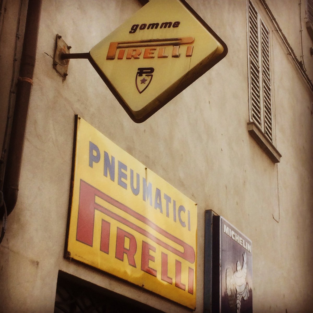 Thomas (@jahseagrove) on Twitter photo 