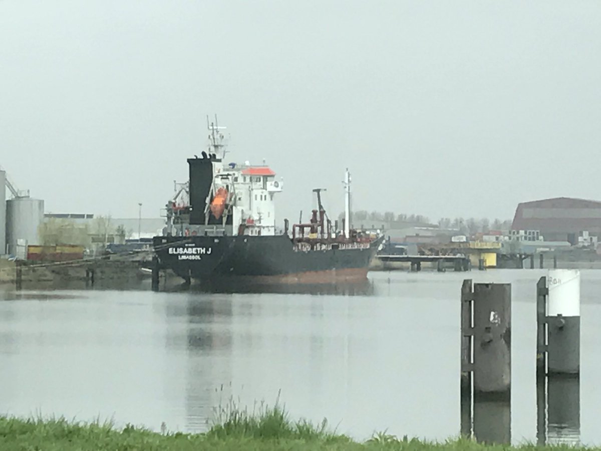 GerwilCrewing's tweet photo. Nice visit this morning on board Bitumen tanker Elisabeth J, great start of the day. Captain and crew many thanks! #CrewingSolutions https://t.co/T4SwwwzFTq