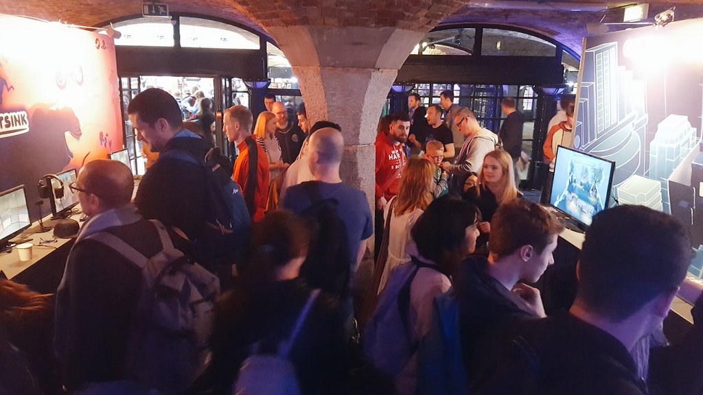 Buskers_Jack's tweet photo. We are heading to @MultiplayEvents #i60 come check out our games!
@Coatsink @ShuTheGame @AugmentedEmpire #ESPERTHECOLLECTION https://t.co/AtEMts8bBI