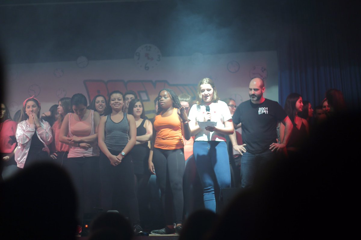 JuliRuano14's tweet photo. My #EF4tFestival17 best moment was when all of us entered into the stage after the zumba class. @EscolapiesFIG @EF4tESO https://t.co/yVNsiZmF6j
