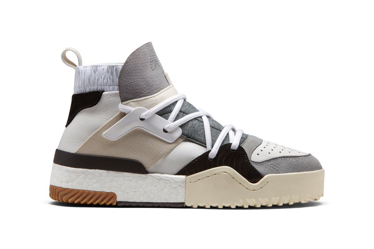 KicksDealsEU's tweet photo. RESTOCK! Adidas x AW Bball White here! https://t.co/sW1eqhhOzK https://t.co/NuICOFgtWb