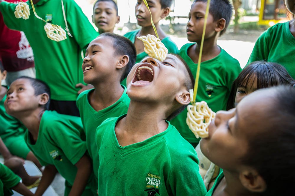 ACSaudiovisual's tweet image. Time for charity; check out our newest video and see how are boys Gilang and Egi are doing. @faircharity acsaudiovisual.com/movies/