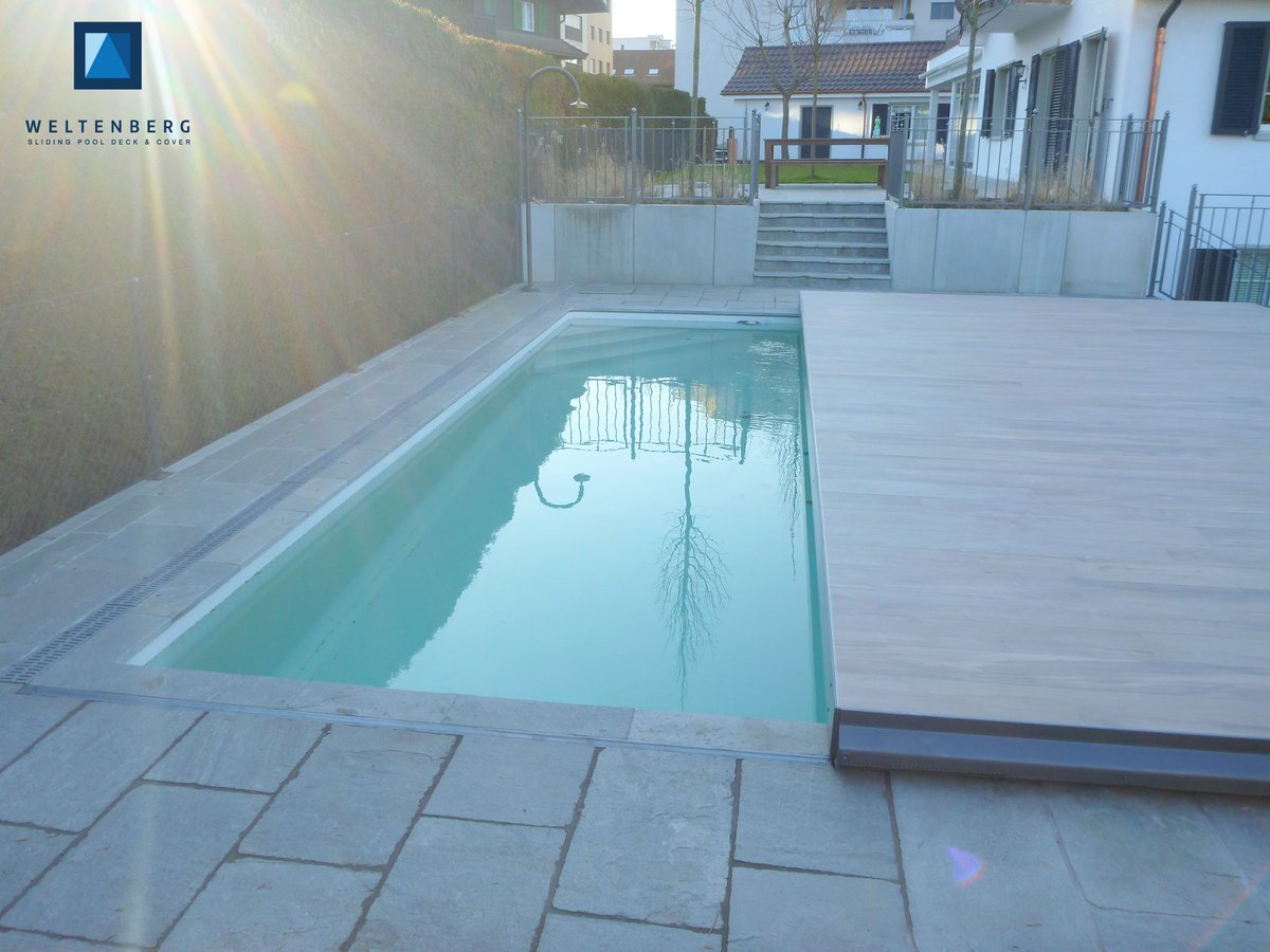 walkable poolcover #madeinswitzerland #movableterrace #slidingpooldeck #poolcover #swimmingpoolcover #poolbuilder #homeowner #pool #pooldeck