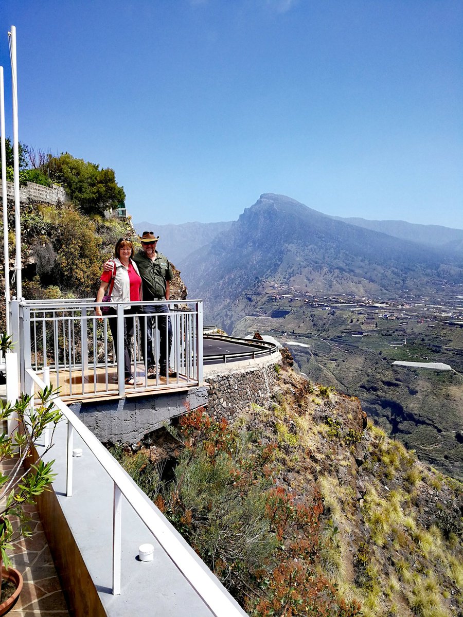 mdarkbyte's tweet photo. Unsere ganz persönliche Reiseleitung #FotografieReise #LaPalma #Flashlens https://t.co/VMe0UabSy3