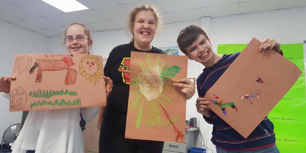 MRI_Decatur's tweet image. #MRI Our Voice Through Art's Spring session is about to begin! Be sure to register today: maconresources.org. #Art #DD #Disabilities