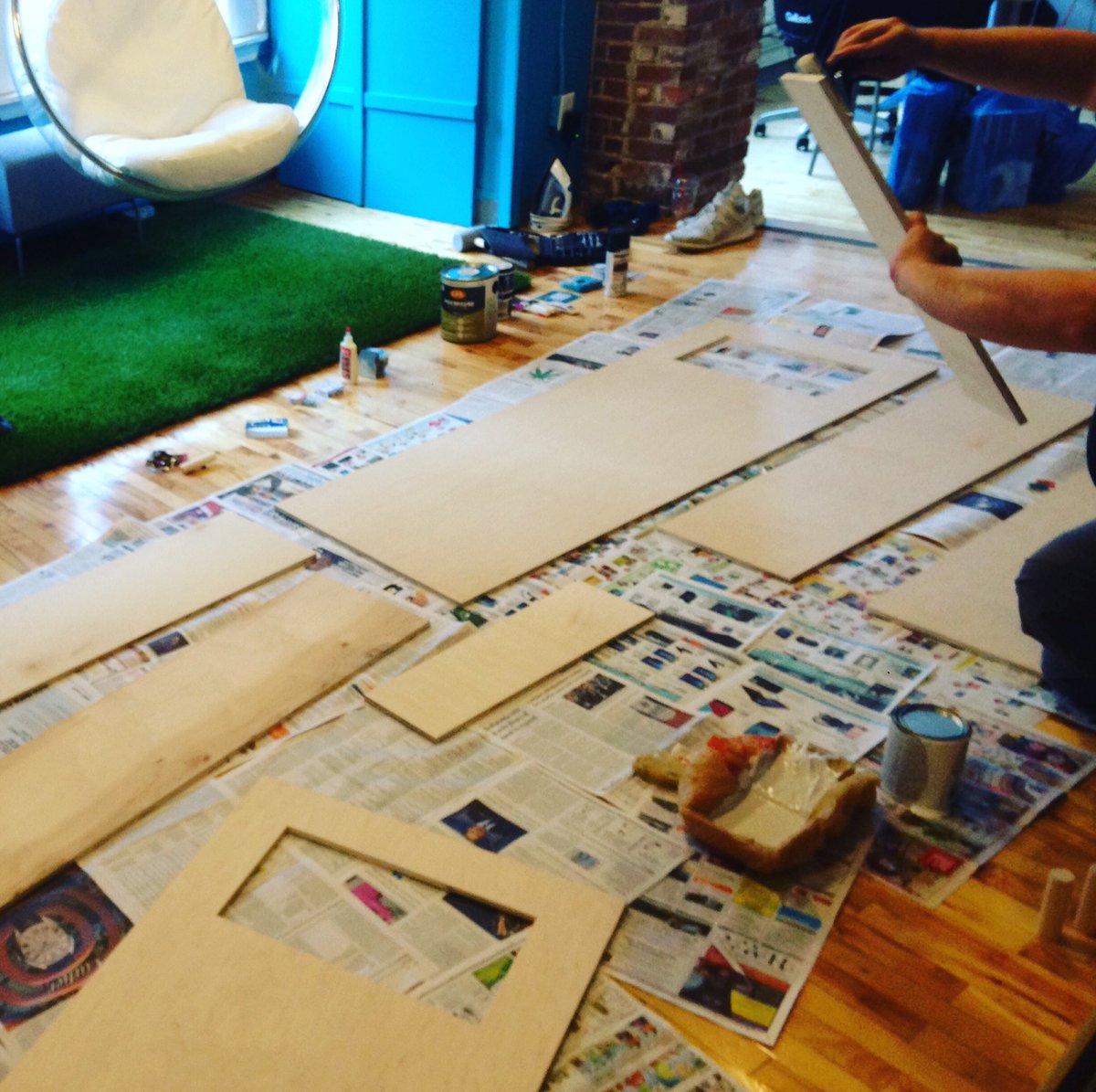 RevStrat's tweet image. Before we get all high-tech, we need to get a little old school. Stay tuned for more on our latest project. #VR360 #AgencyLife