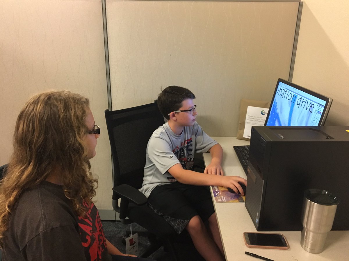LeeVirtual's tweet image. Check out Alex &amp;amp; Lizzy working hard at last week's Digital Design Club meeting! #LeeVirtual #DigitalDesign #LeeSchools