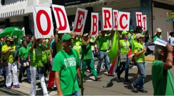 EnfoqueJuventud's tweet photo. El gobierno declara el color verde como una amenaza.
#MarchaVerde #NoALaImpunidad #JuventudConEnfoque https://t.co/eG2iRhrmO7