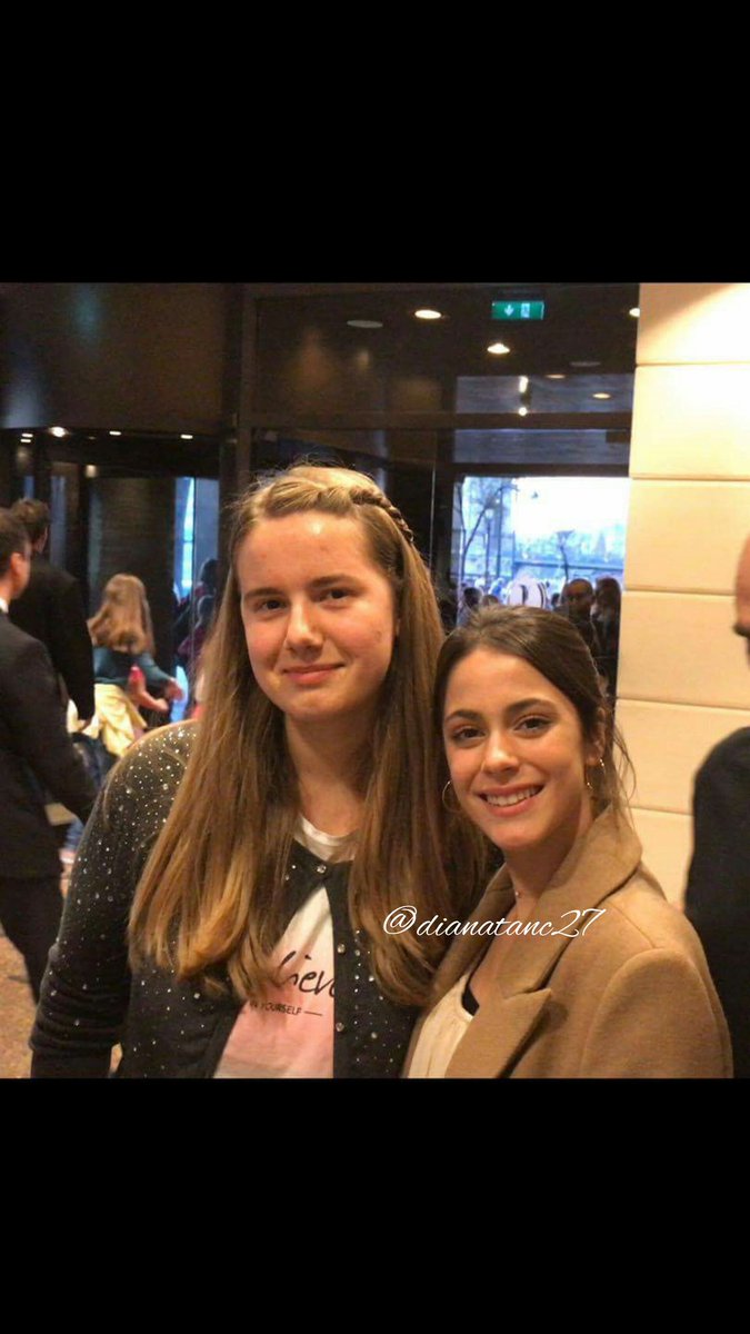dianatanc27's tweet photo. Tuve que esperar 5 años, pero finalmente mi sueño se hizo realidad 💕🙈 @TiniStoessel https://t.co/lhPyxIFWVW