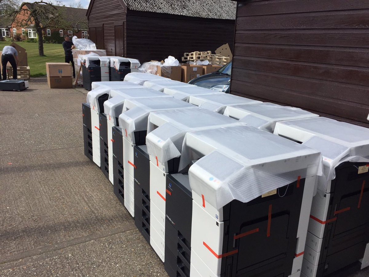 HollyDigital's tweet photo. Fresh new batch of #Konicaminolta #bizhub multi functional printing devices just landed being setup ready for their new homes #worksmarter https://t.co/RE3ukaBIxh