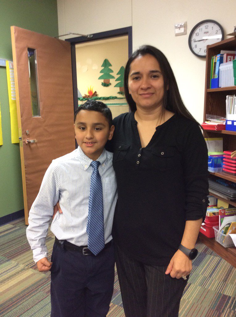 debbiedibrell's tweet photo. Look who's Principal of the Day! https://t.co/gwCOEVEX8g