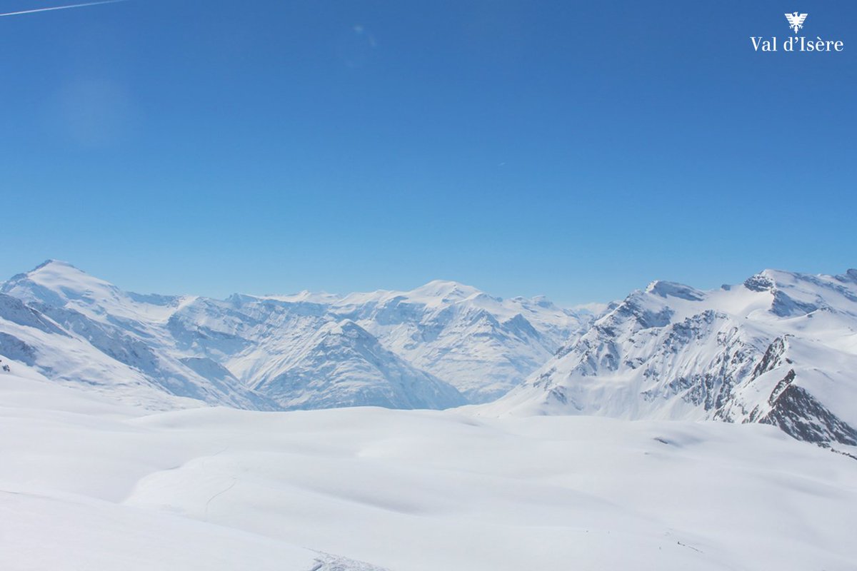 valdisere's tweet photo. Incredible snow today in Val d'Isère. #SkiingIntoSpring couldn't start any better ! https://t.co/Oiyj0bRh0E