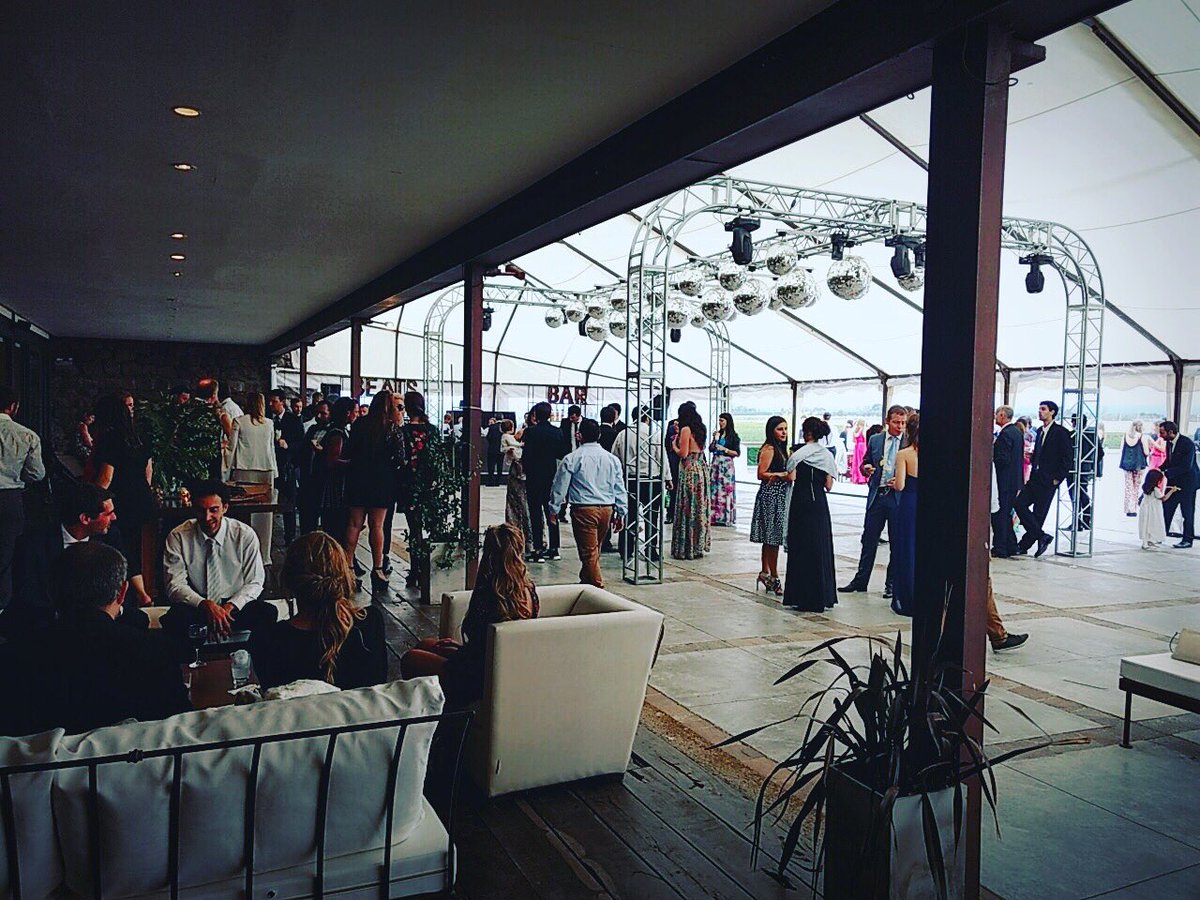 MguerreroDj's tweet photo. #wedding #bodas2017 #BodegaSeptima MartinGuerreroDjs @BODEGASEPTIMA https://t.co/AIl0VNoui9