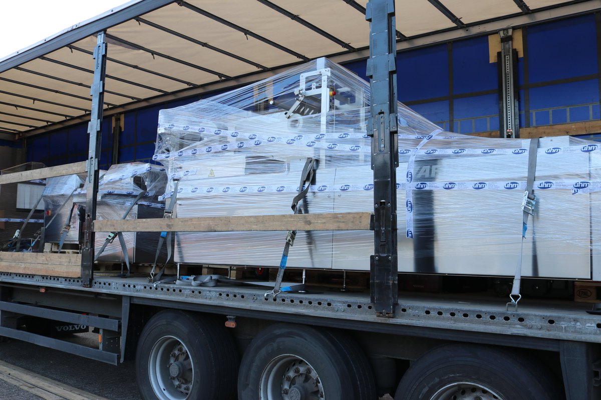 vanUhmbv's tweet photo. Laatste voorbereidingen voor de @EmpackNL! U bent van harte uitgenodigd! Bezoek onze stand F134!! #verpakken #voedingsindustrie #verpak https://t.co/9BfIwHA58D