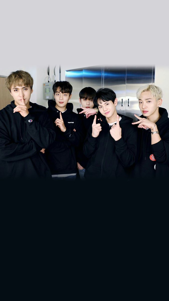 sukong0710's tweet photo. 1위 가수 하이라이트 폰배경
#하이라이트 #얼굴찌푸리지말아요 #1위가수
#Highlight5thWin https://t.co/YXFVjBsvlf