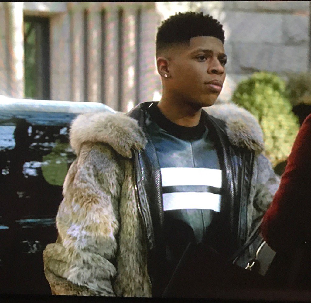 HelenYarmakIntl's tweet photo. Hakim in @EmpireFOX in @HelenYarmakIntl fox jkt. https://t.co/63H9tToJPZ