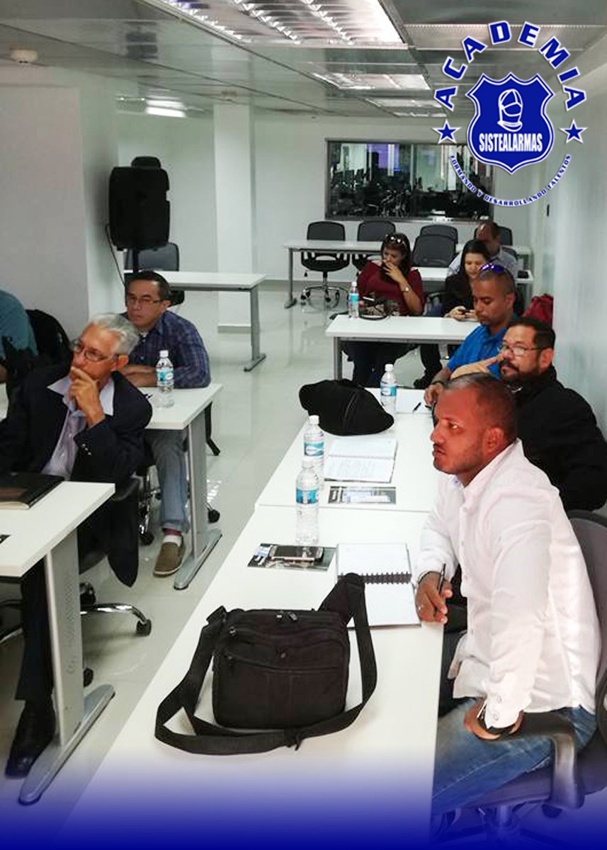 SISTEALARMAS's tweet photo. 1er Modulo. Diplomado de Seguridad Integral, realizado en Puerto La Cruz, Sede @SISTEALARMAS. Dictado por la Casa de estudios @ciap_ucab https://t.co/9sr9hmptsP
