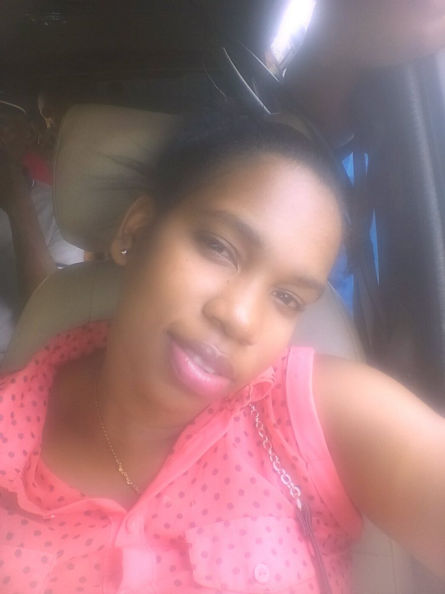 RubileisiH's tweet photo. #FlashSelfie https://t.co/zikloHvzZZ
