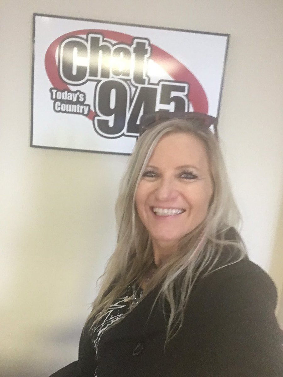 #Jess4PTSD @CHAT945 with Jim &amp; Jesse talking bout #PTSD Gala Apr8 <a href="/MedHatLodge/">Medicine Hat Lodge</a> <a href="/vancar007/">Lisa Van Der Kooy</a>