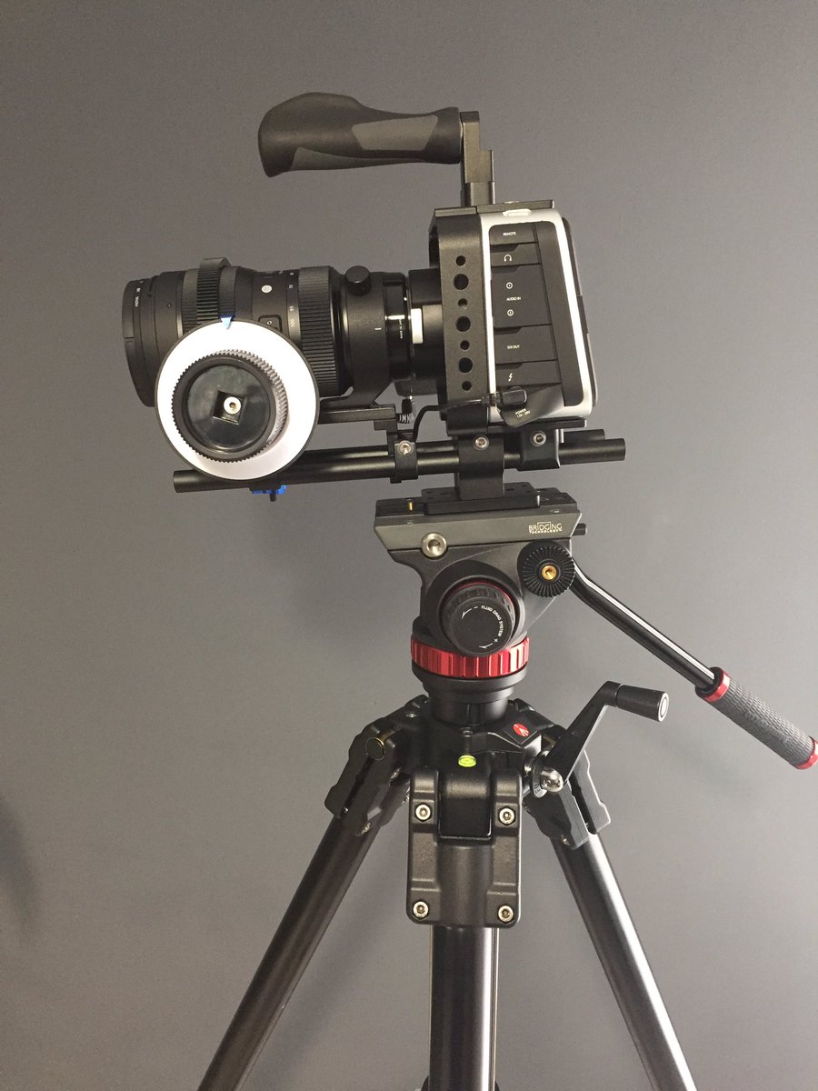 as_volcanstudio's tweet photo. #mk2 #sigma #bmpc4k #volcanstudio https://t.co/P4skdTBvFE
