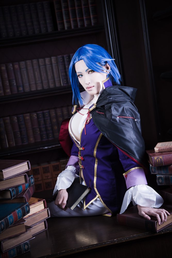 コスプレ】Reゼロから始める異世界生活 剣鬼恋歌 ロズワール・J