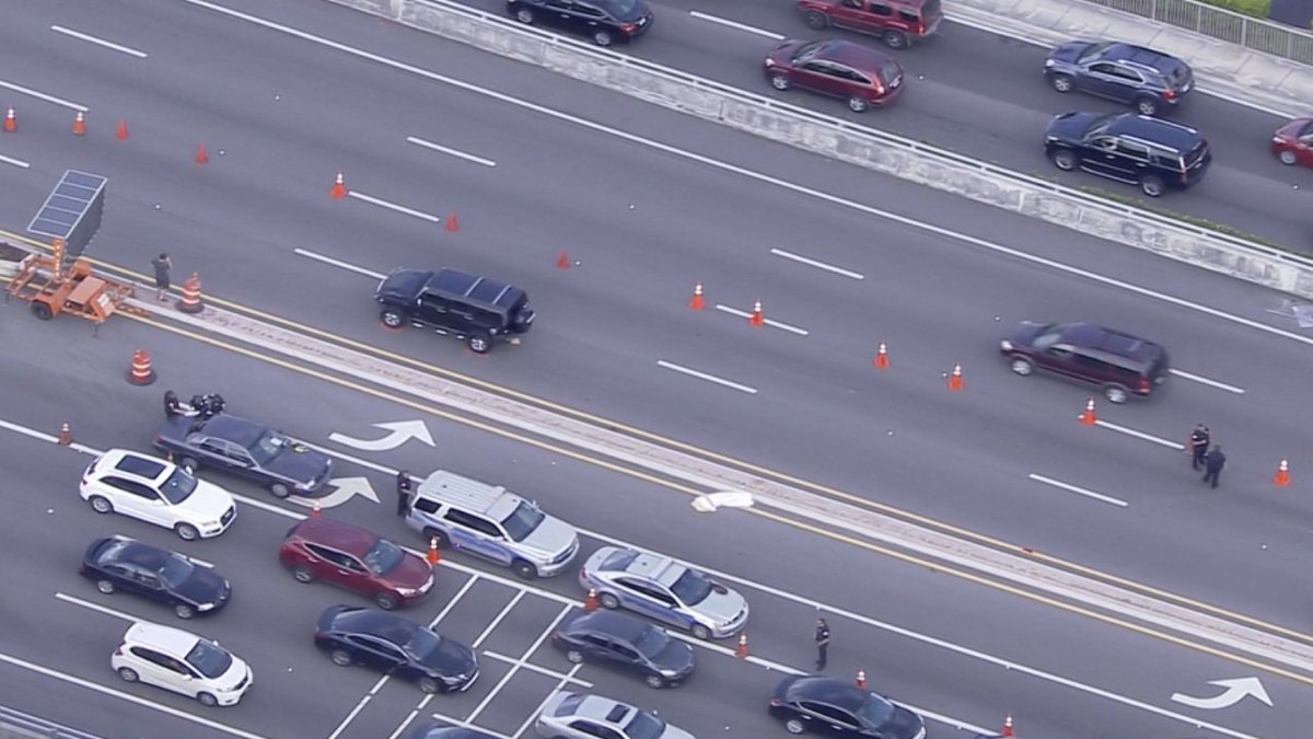 Pedestrian dies after being struck by car in Aventura bit.ly/2nxuoS3 https://t.co/uXoI9GhHd8
