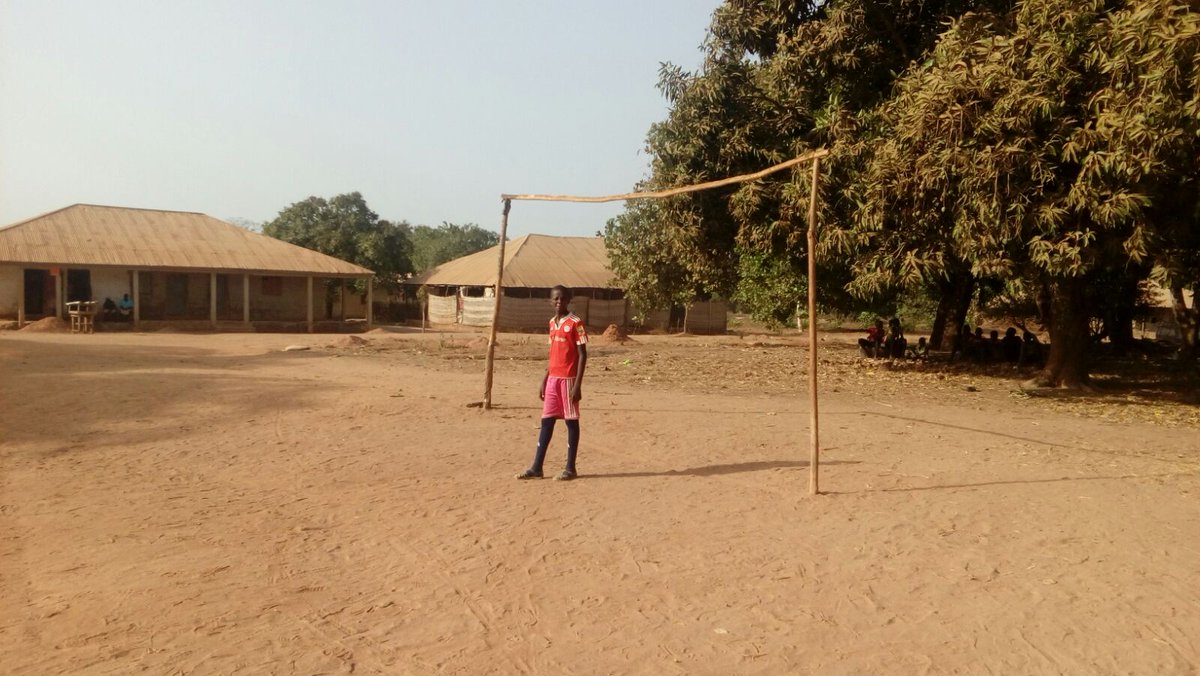 El <a href="/CFBARDENAS/">CFBARDENAS</a> ha colaborado en un torneo en Guinea Bissau organizado por la ONU y Oscar Ciudad Romero (1)