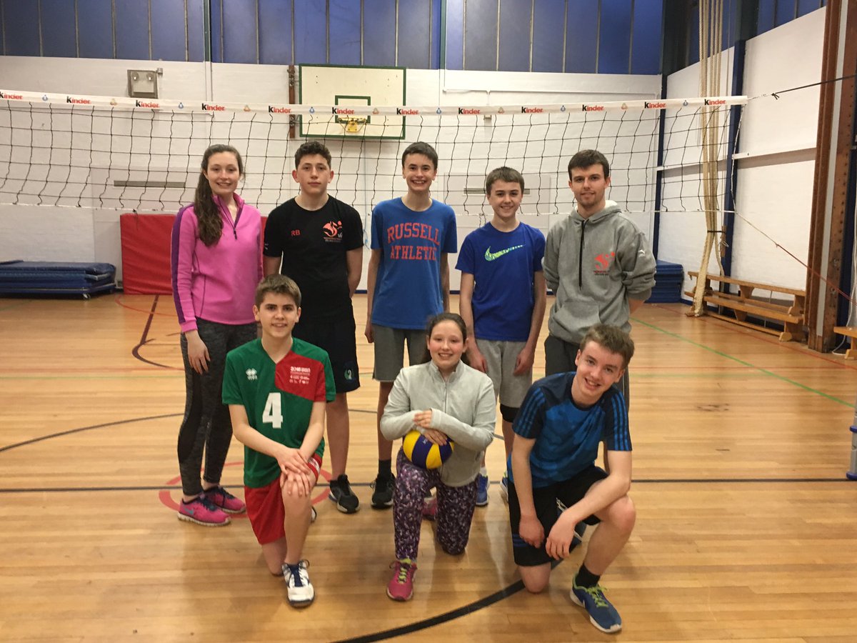 Fantastic effort by these coaches, developing the game @mattperry1994 and Rhiannon.Thanks for the venue hire <a href="/Bishop_Llandaff/">The Bishop of Llandaff CiW High School</a> <a href="/BOLHS_PE/">Bishop PE Department</a>