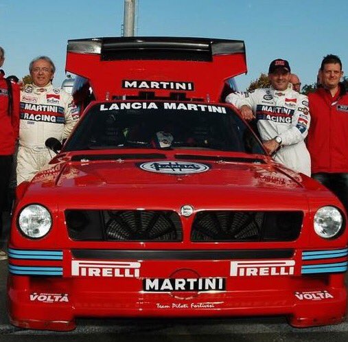 MikiBiasion1's tweet photo. Un caro amico ci ha lasciato, grande protagonista dei rally italiani.
Ciao Beppe. #BeppeVolta https://t.co/vrXIpt8oE0