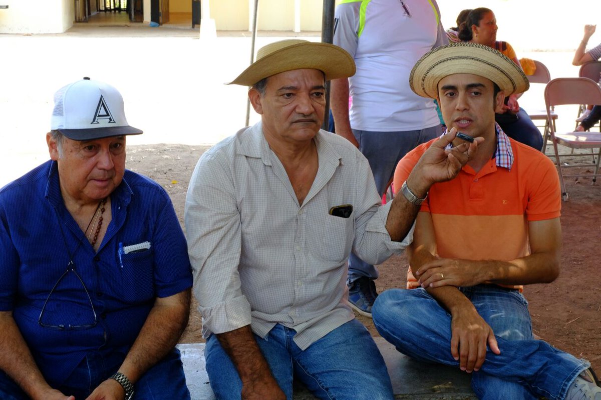 enazuero's tweet photo. La Salud es el regalo más grande, cuídala y protégete. Excelente iniciativa #GiraMédica - La Enea #Guararé #HDTitoAfú #Tinso #AmadoF #Salud https://t.co/VABT3r43hp