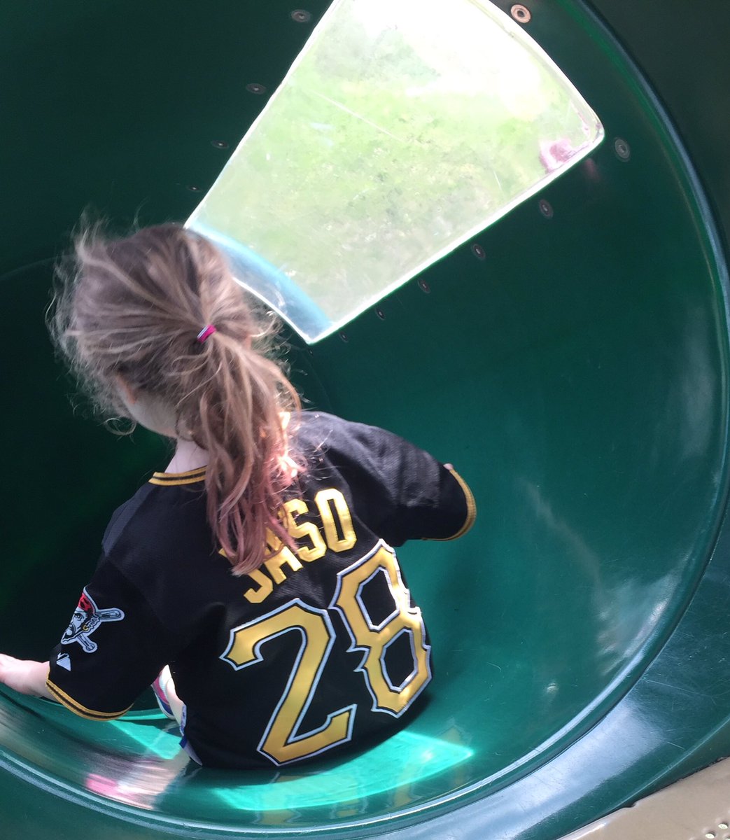 padavies3's tweet photo. Ready to slide into baseball season! @Pirates #OpeningDay #LetsGoBucs #JasoFan https://t.co/iNOzDEajjb