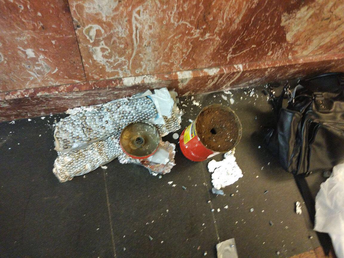 PahomovaZoya's tweet photo. PHOTO: Defused bomb at #SaintPetersburg Metro station  https://t.co/QT7wvLlMqF by #RT_America via @c0nvey https://t.co/boQWx2eCHO
