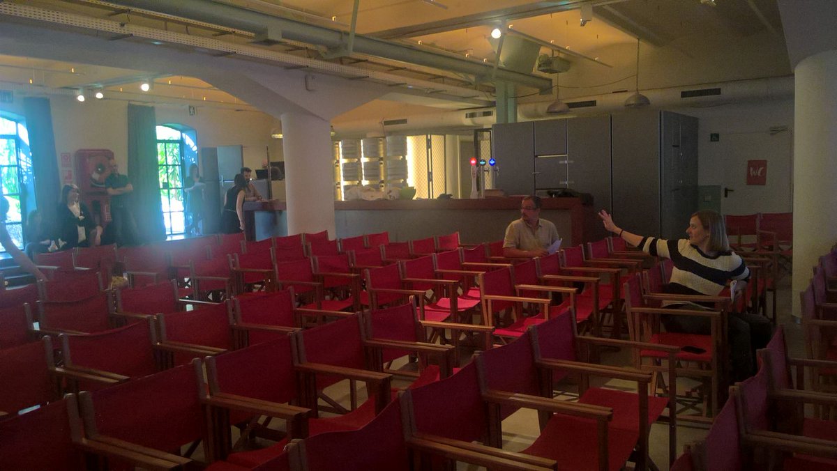 coincidencies's tweet photo. Un, dos, un, dos, s'escolta? 
Sembla que ja ho tenim tot preparat... recordeu que descobrirem la programació dels #Terrats2017 en directe https://t.co/NfqaPgPa13