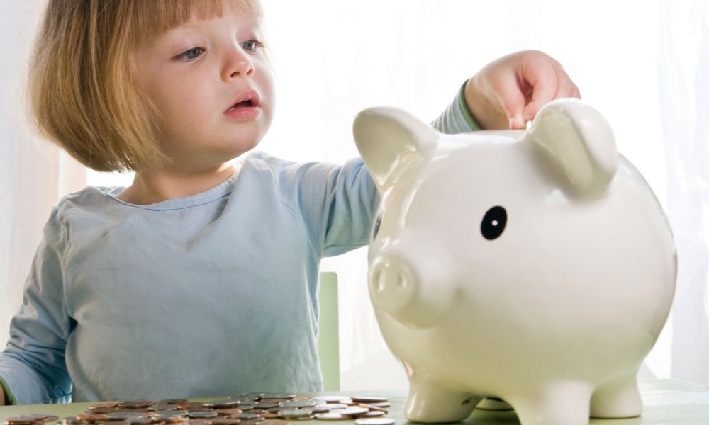 MTCFCU's tweet image. #TipsForNewParents Teach your toddlers the differences and worth of each coin. #CUYouthMonth