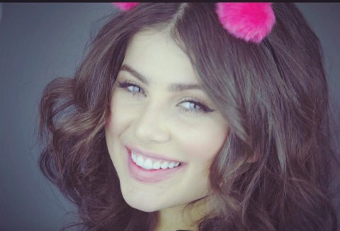 ETbilLibya's tweet photo. صور رائعه للفنانة #حنان_الخضر
@HananeElKhader
#hananeelkhader
#ET_بالليبي
#etbillibya https://t.co/hRbd82Uf2p