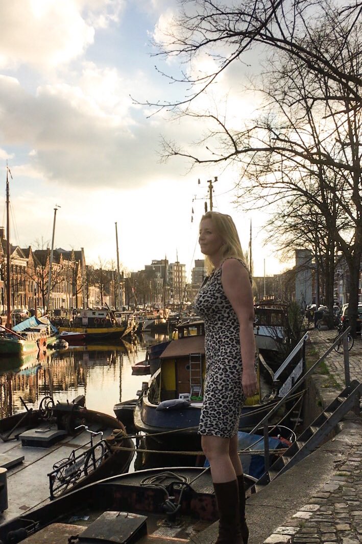 Groningen is een soort Amsterdam maar dan dichter bij Denemarken. Met kluitjesboten 💜