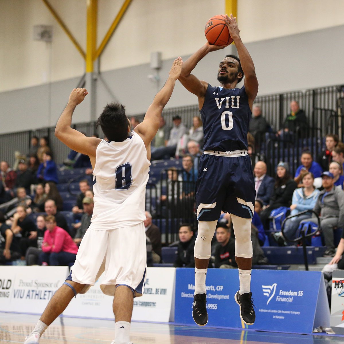 viunews's tweet photo. Congrats to VIU Mariner men's basketball star Usama Zaid for being named PACWEST men's athlete of the year! https://t.co/FxiHfjmB07 https://t.co/XPbaGL4KKs